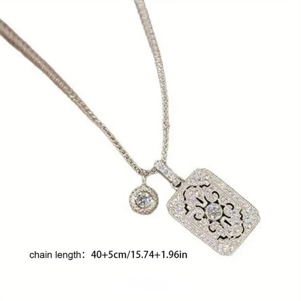 🌙 Arabesque Dream Necklace Pendant With Zirconia - Picture 3 of 3